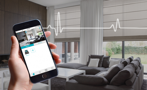 Controlling motorised curtains via a smartphone app in a living room